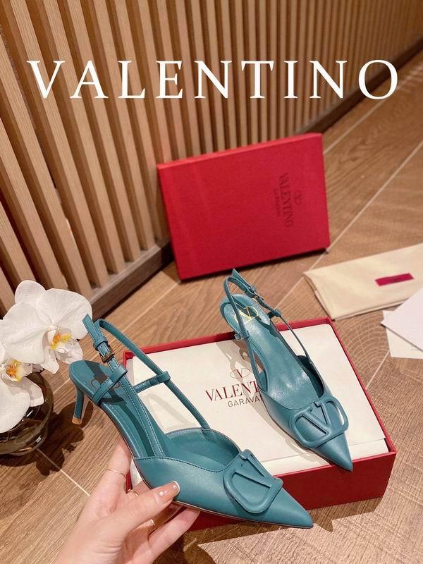 Valentino Women's Shoes 600